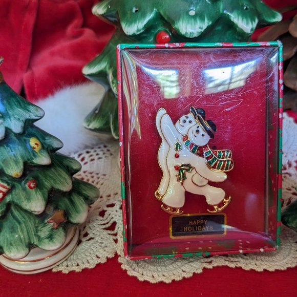 Vtg Two Snowmen Ice Skating Metallic Enamel Christmas Lapel Brooch Pin In Box - Picture 6 of 6